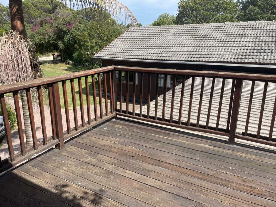 6 Bedroom Property for Sale in West Bank Eastern Cape